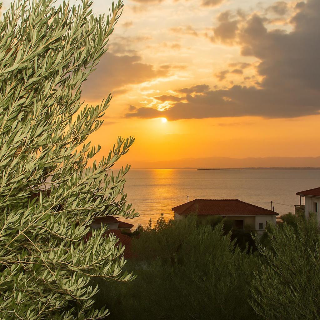 Nina'S Villa, Cosy Seaview Retreat Verga Kalamata Exterior photo